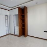 آپارتمان ۱۹۵ متر / سه خواب / نوساز