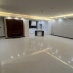 آپارتمان ۱۲۵ متر / دو خواب / تک واحدی