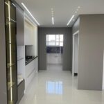 آپارتمان ۱۳۰ متر/ سه خواب / تک واحدی