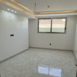 آپارتمان ۱۸۵ متری / دو طرف نور / نوساز